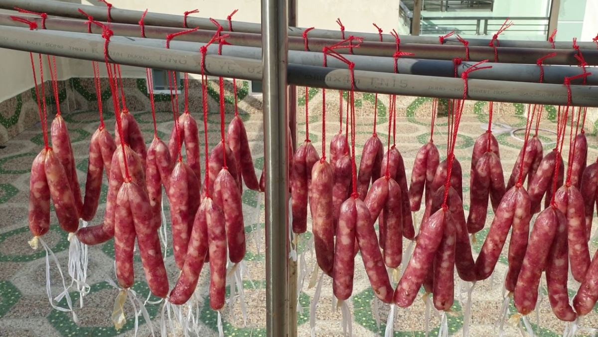 Cách bảo quản lạp xưởng tươi