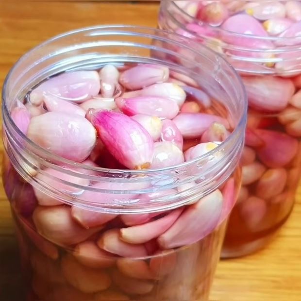 Cách làm hành tím ngâm chua ngọt