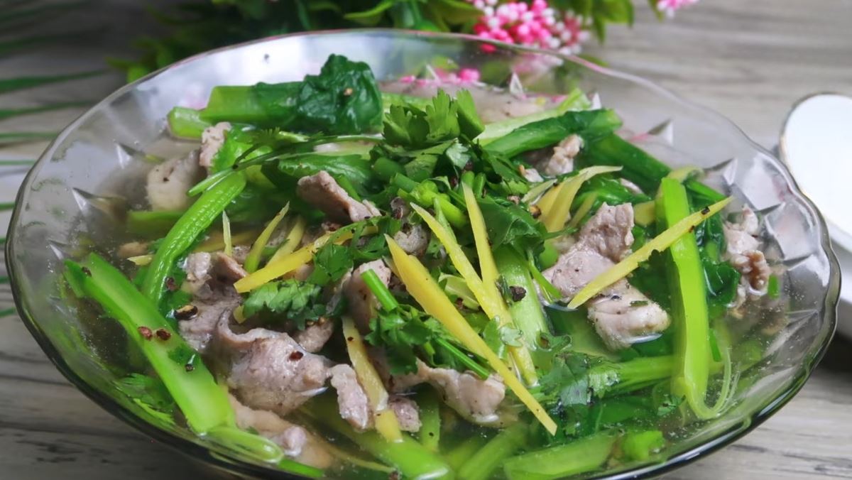 canh cải nấu gừng