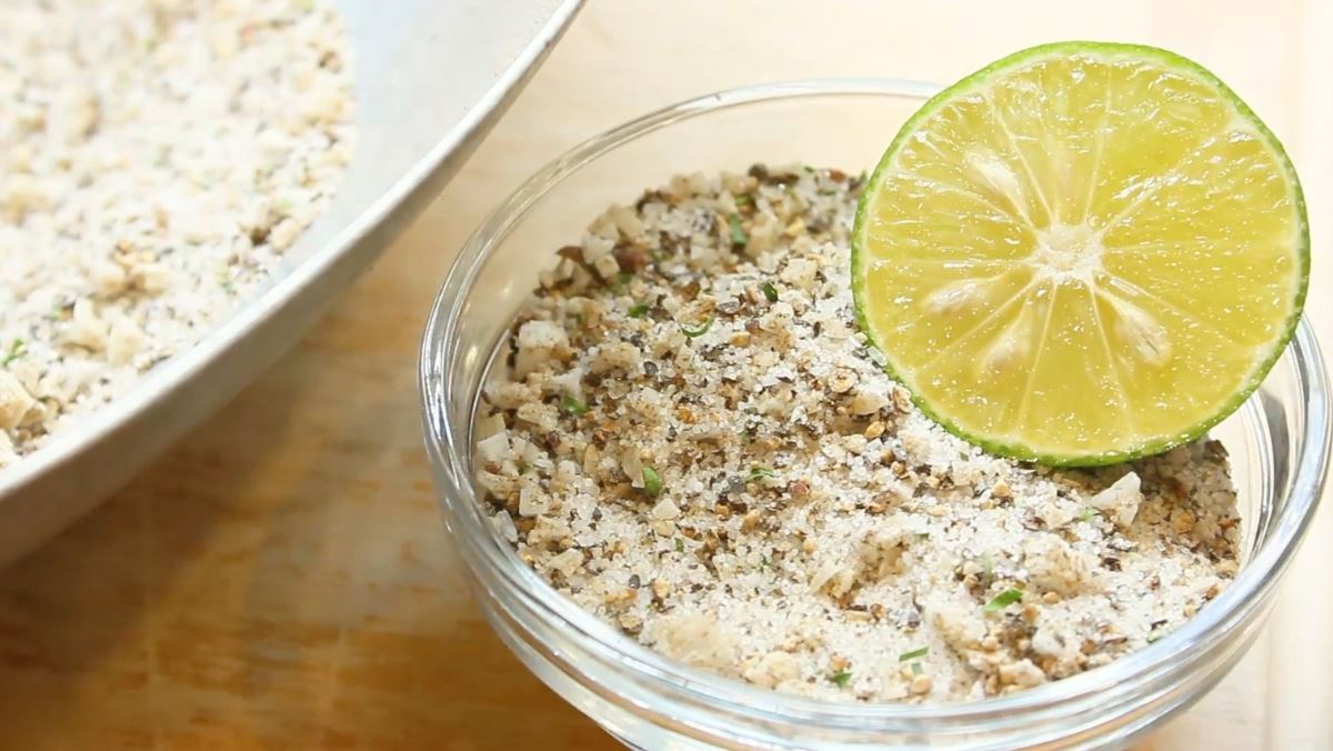 muối tiêu chanh chấm gà