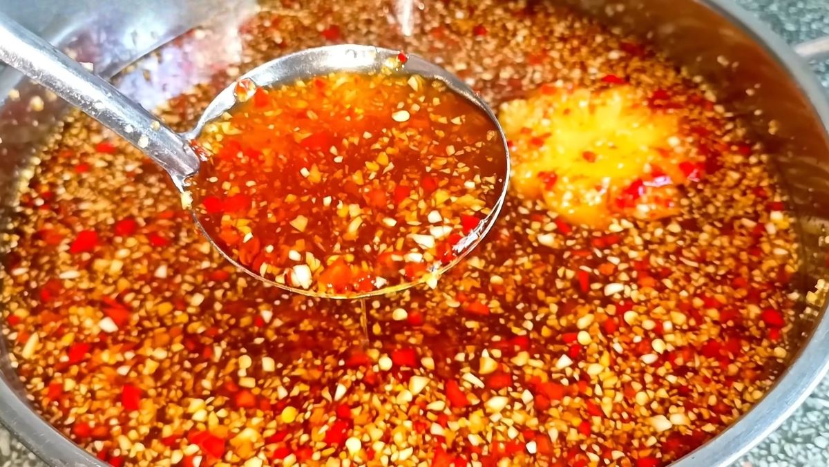 nấu nước mắm với thơm