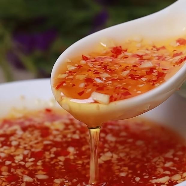 Cách làm nước mắm đặc kẹo, sánh sệt chua ngọt đậm đà, bảo quản được lâu