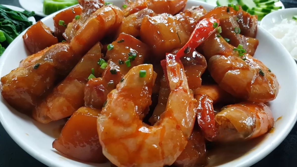 Cách làm thịt kho tôm