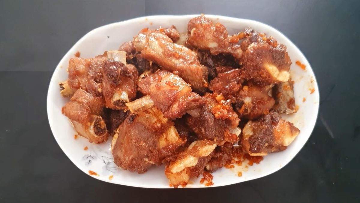 sườn xào chua ngọt bằng chanh