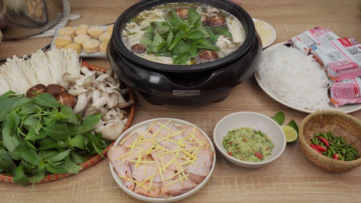 Lẩu gà lá é ăn rau gì