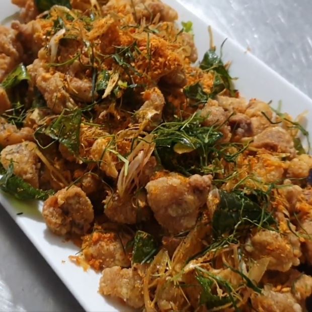 cách làm sụn gà rang muối