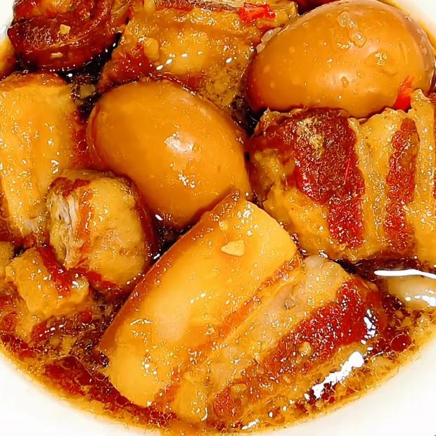 Cách kho thịt kho tàu truyền thống