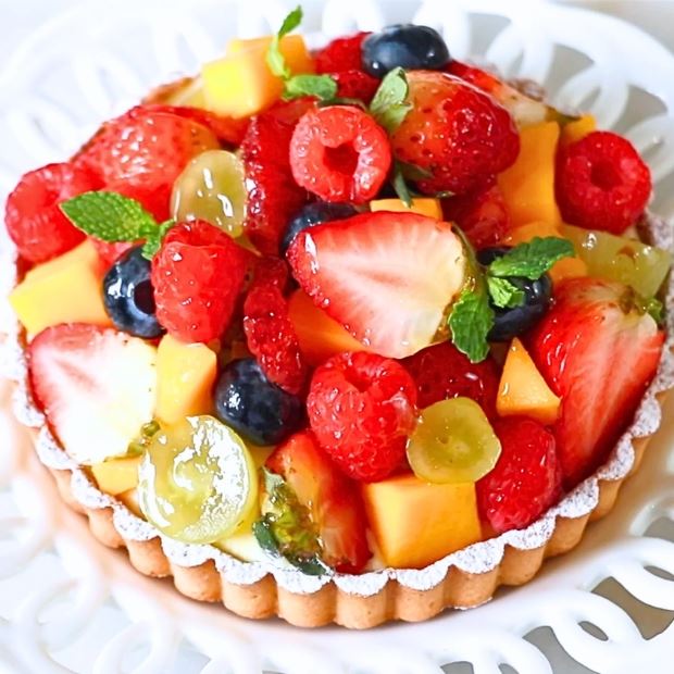 Cách làm bánh tart hoa quả, trái cây ngon miệng với máy nhồi và lò nướng