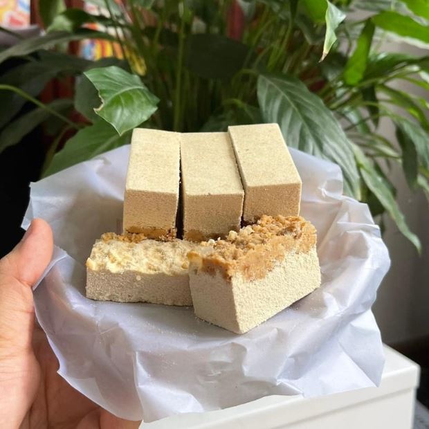 Cách làm bánh khảo Cao Bằng truyền thống tại nhà với chảo và máy xay