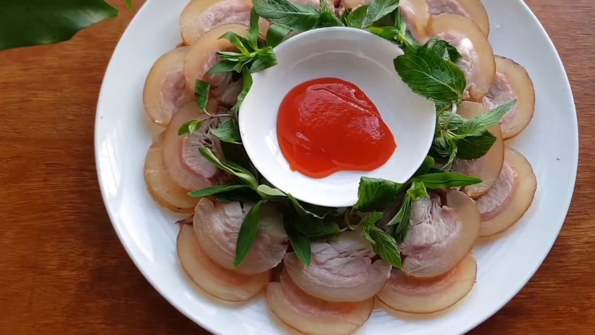 Cách luộc thịt bê ngon