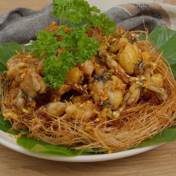 Cách làm ếch chiên bơ thơm béo làm mồi nhấm ngon, sơ chế nhanh bằng dao kéo