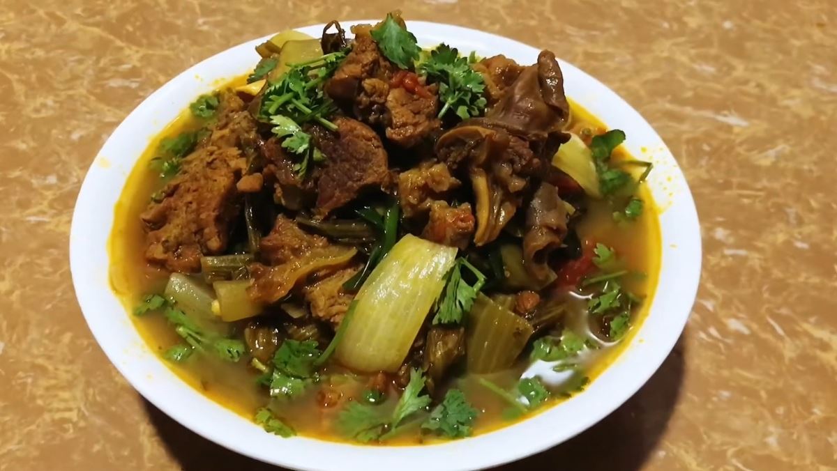 Công thức thịt bò om dưa chua