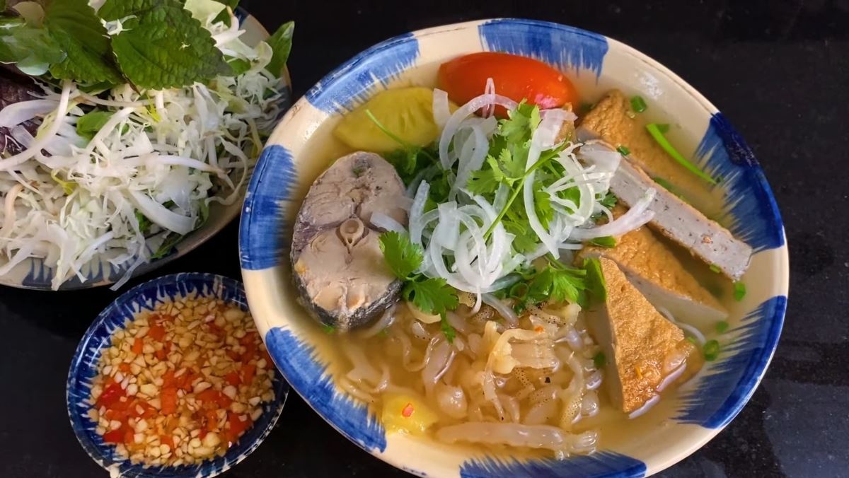 Cách nấu bún chả sứa