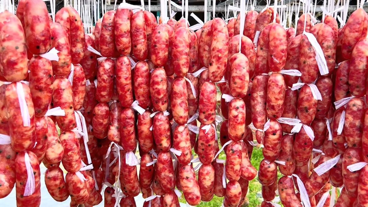 Cách làm lạp xưởng tươi