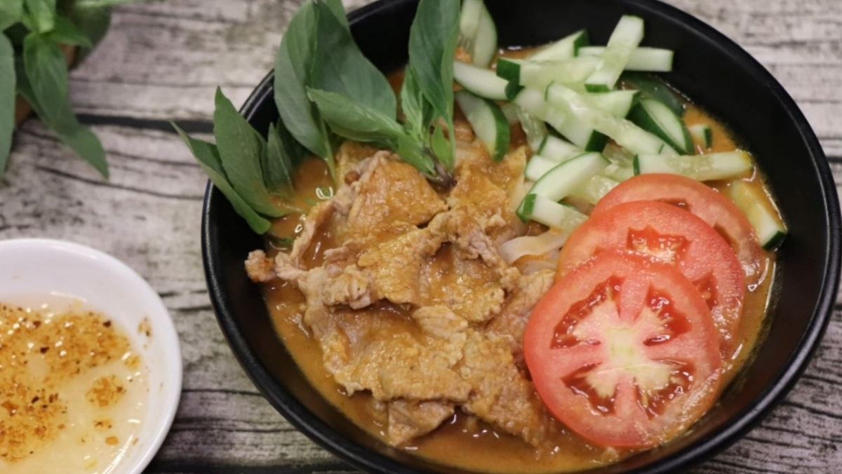Cách nấu hủ tiếu sa tế nai