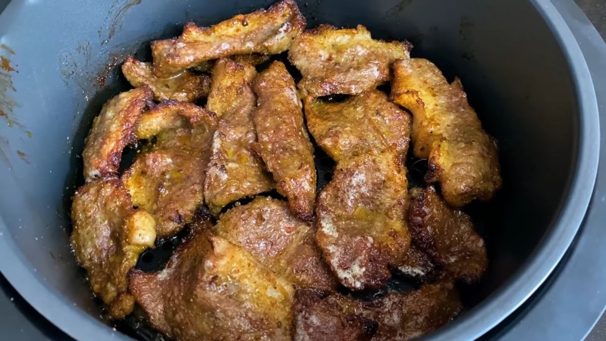 2 cách làm nầm lợn nướng nồi chiên không dầu đậm vị để làm mồi nhắm tại nhà