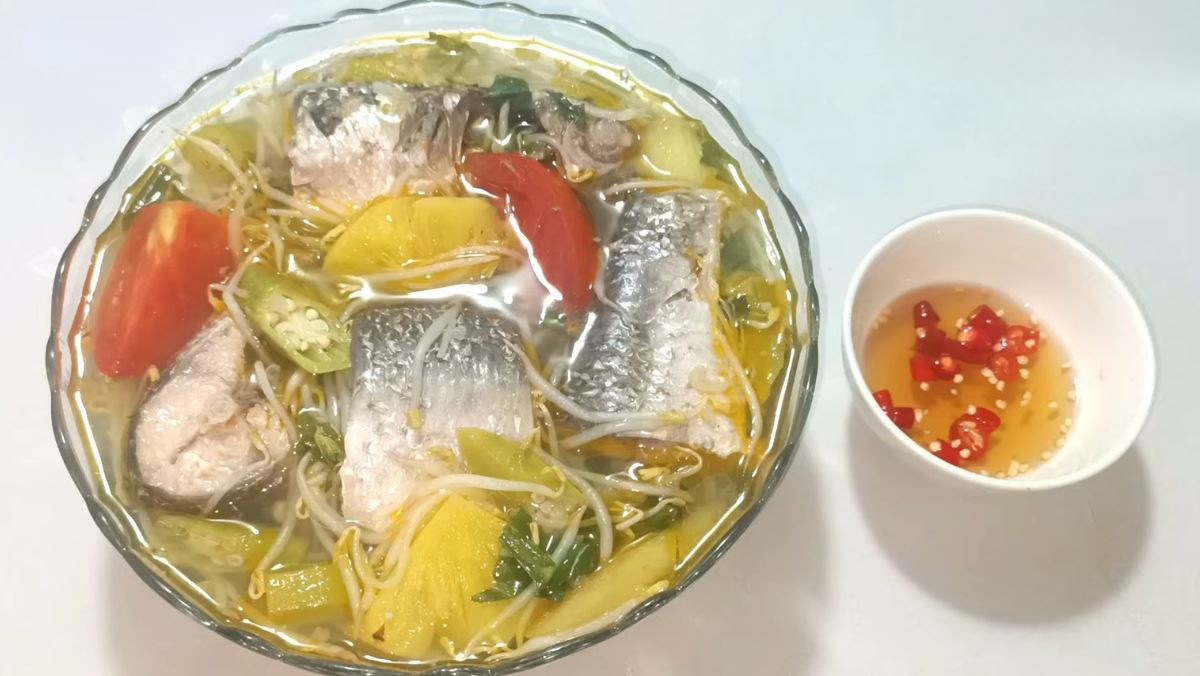 Cách làm cá đối nấu canh chua