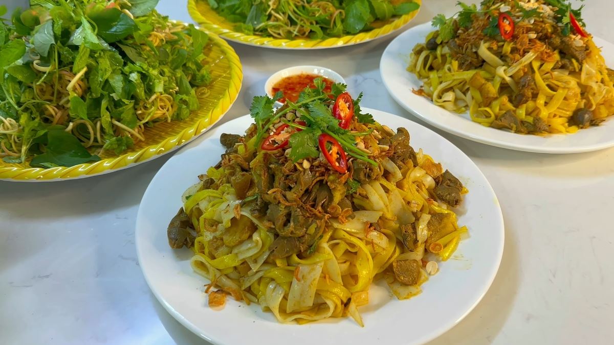 Cách làm mì quảng trộn