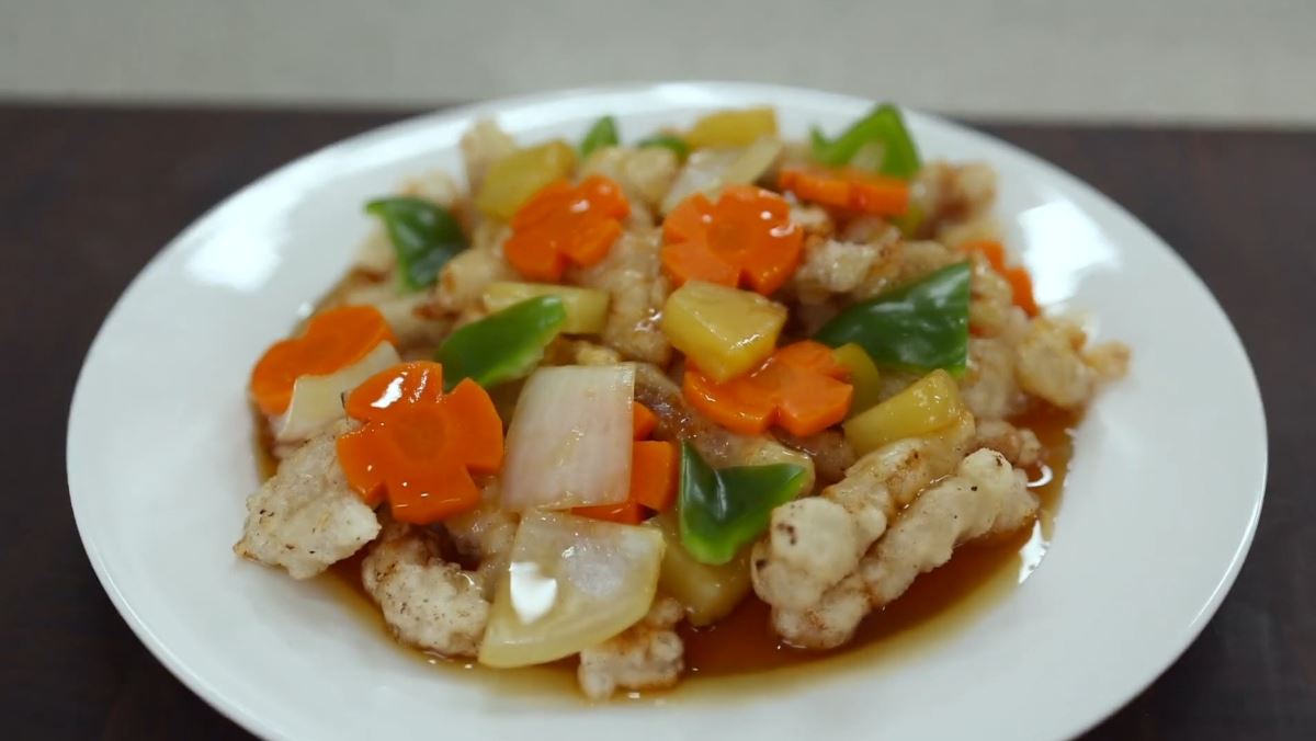 Cách làm thịt heo chiên giòn sốt chua ngọt Hàn Quốc