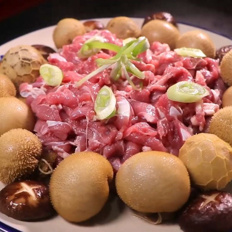 Lẩu bò mông cổ