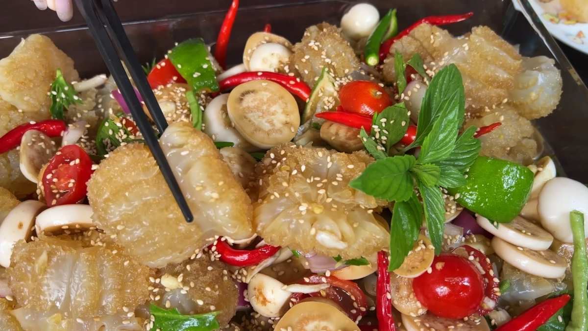 Sứa đạn sốt thái