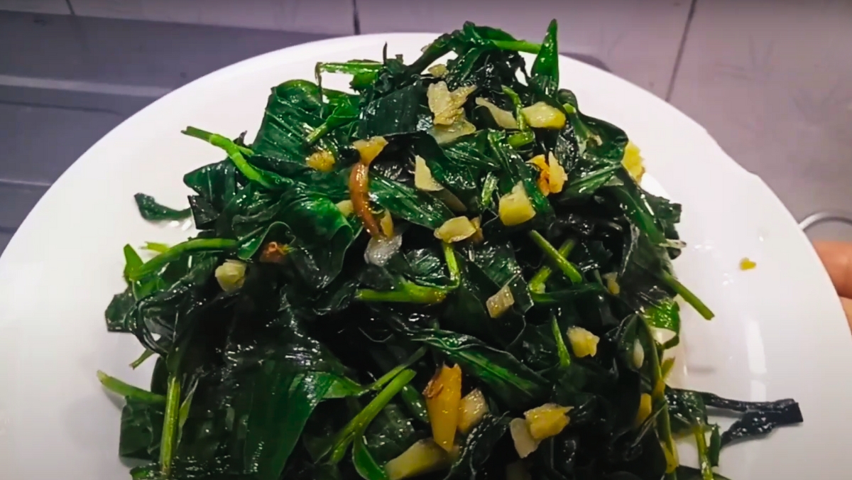 Rau trai xào tỏi
