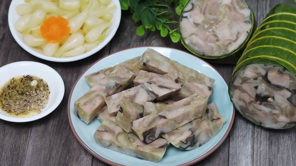 Cách làm chả lạnh da heo miền Tây