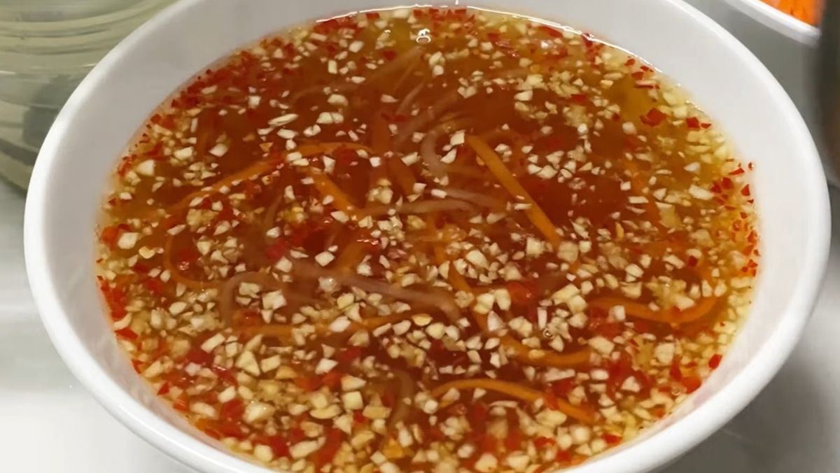 Nước mắm ăn bánh xèo