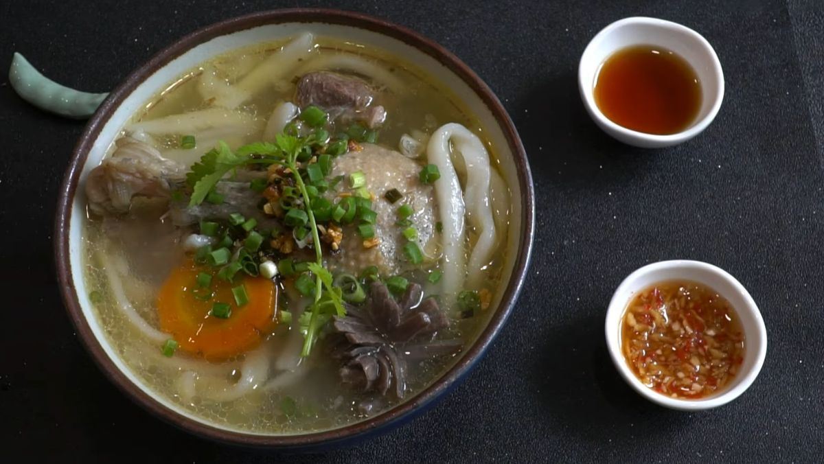 bánh canh vịt miền tây