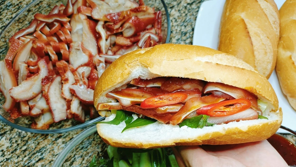 Cách làm bánh mì phá lấu ngon