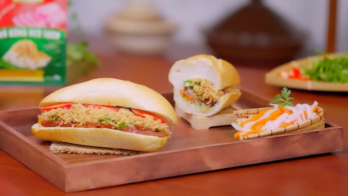 Bánh mì xá xíu