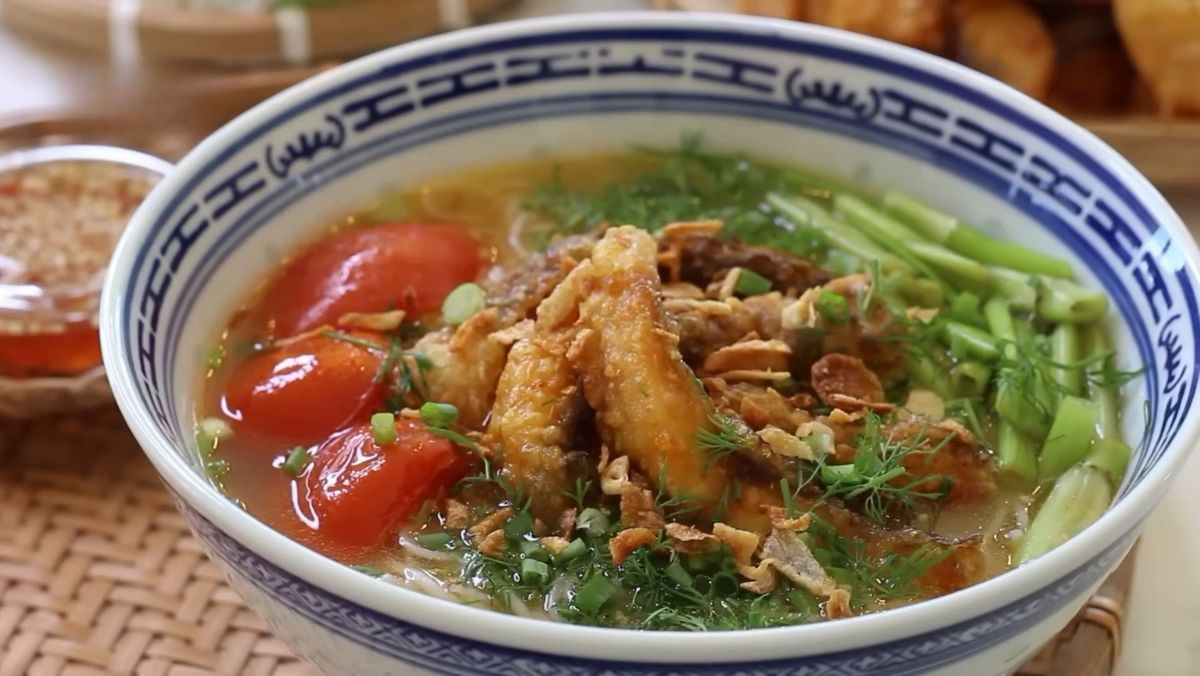 Bún cá rau cần