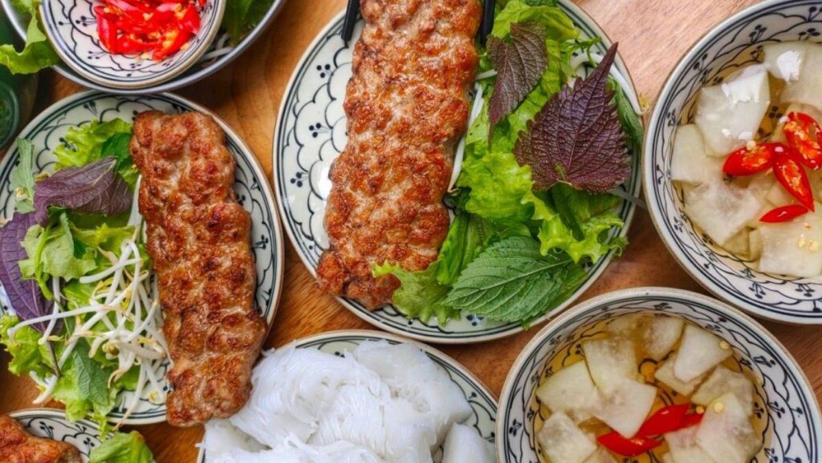 Món bún chả quạt thơm ngon, hấp dẫn sau khi chế biến