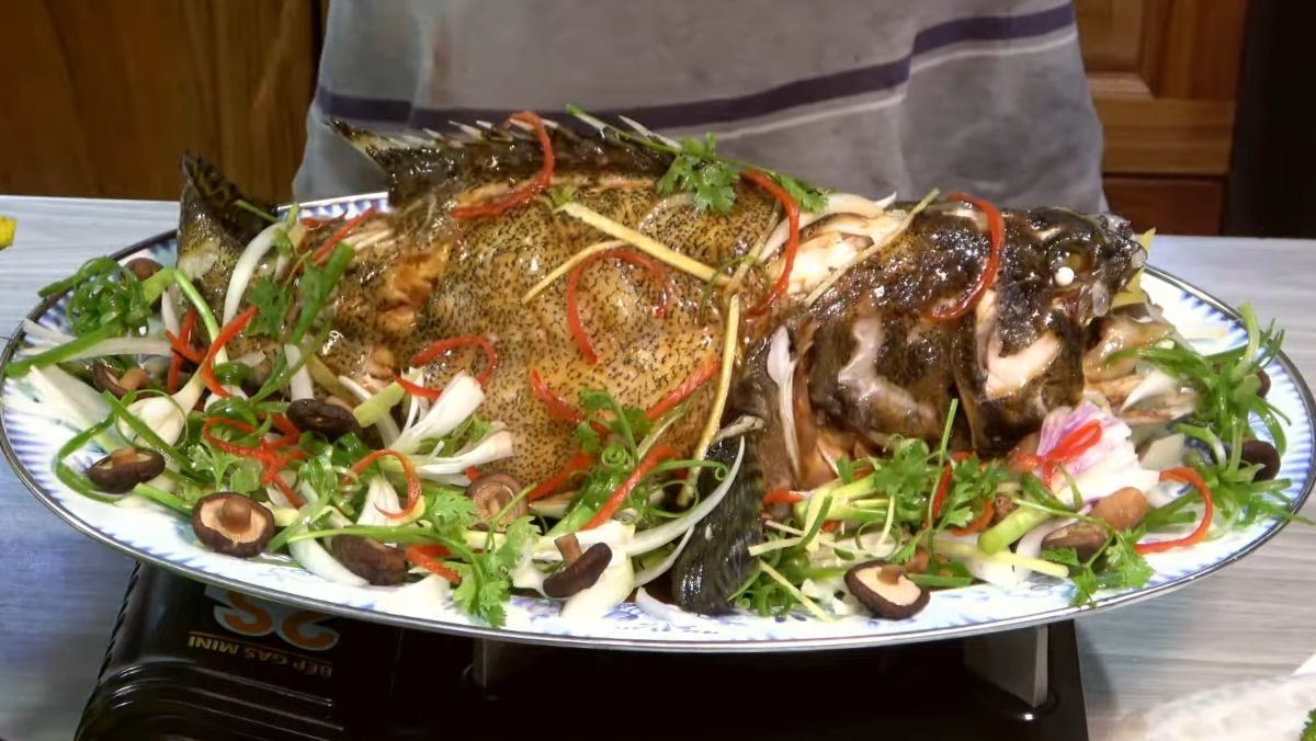 cá bống mú hấp hồng kông