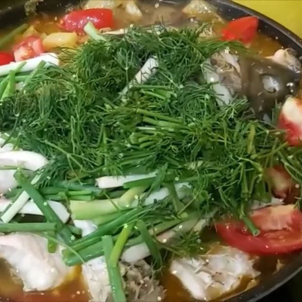 Cách làm cá chép giòn om dưa