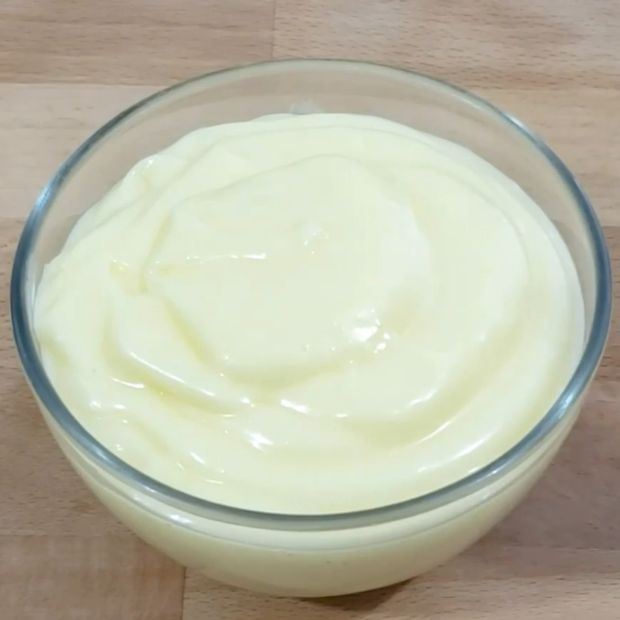Sốt mayonnaise ăn bánh mì