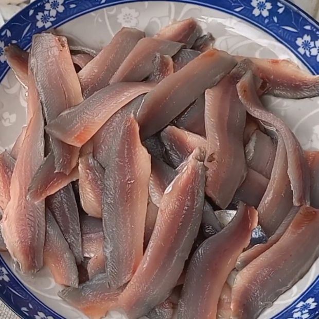 Cách làm cá trích phile để trộn gỏi và chế biến cá trích ép trứng tại nhà