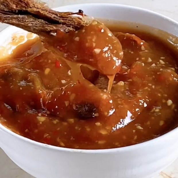 Mắm me chấm khô