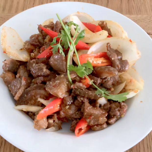 Cách làm thịt nhím xào sả ớt thơm ngon dậy mùi tại nhà cực kì hấp dẫn