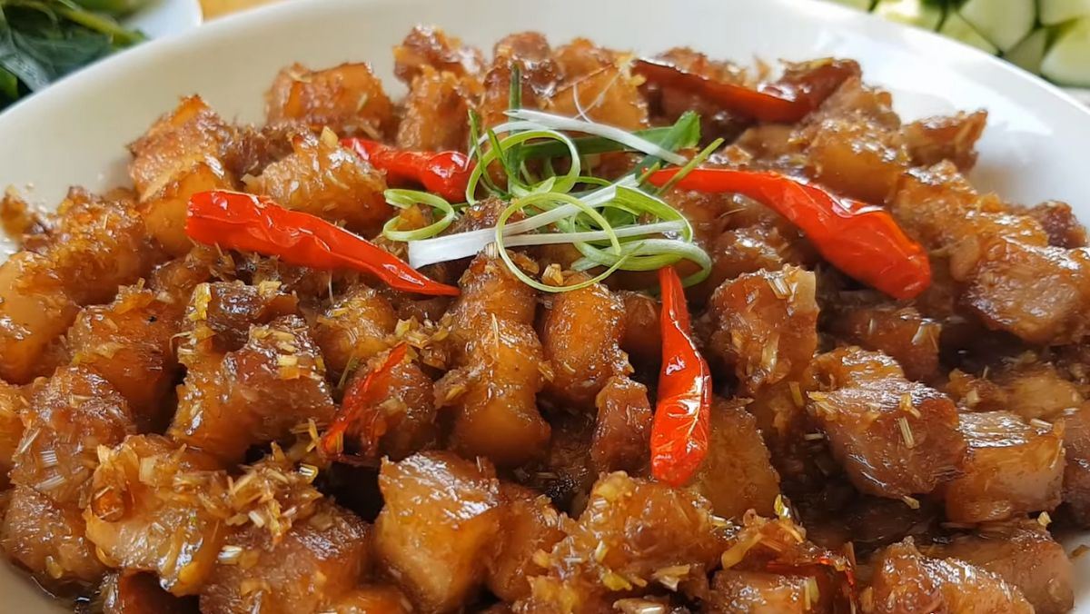 Thịt xào mắm ruốc sả