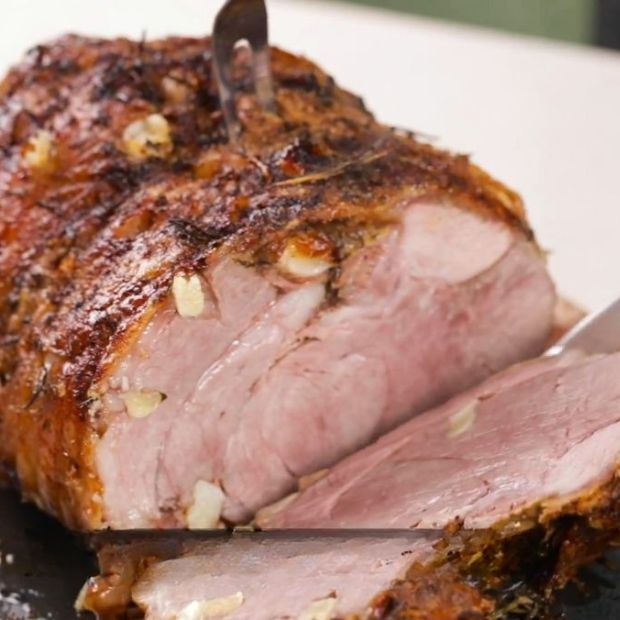 Cách làm đùi cừu nướng ngay tại nhà đơn giản với công thức chi tiết