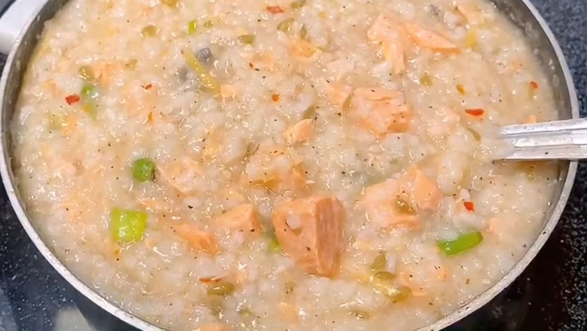 cháo cá hồi không tanh