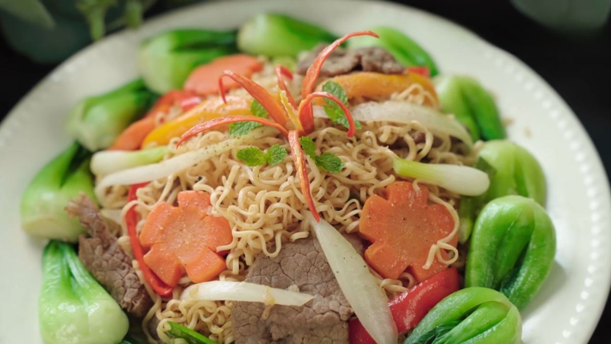 Mì tôm Hảo Hảo xào