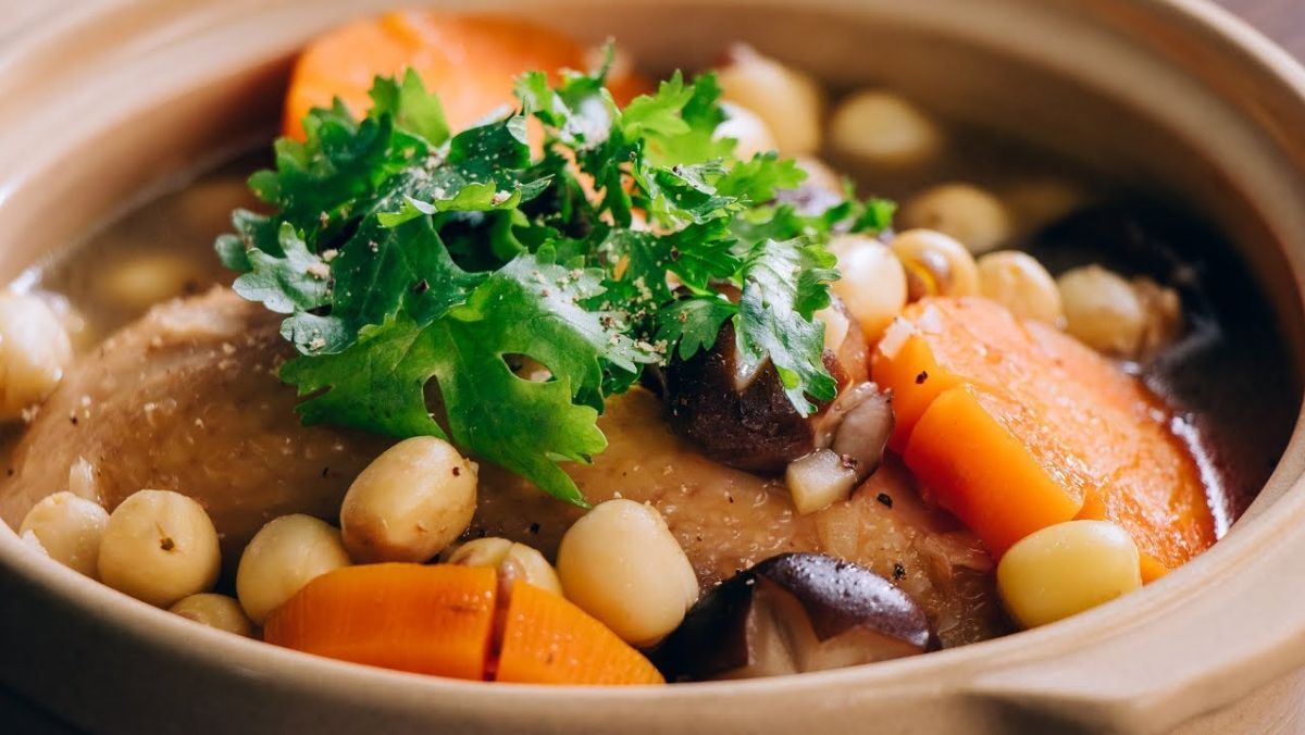 Vịt tiềm ngũ quả