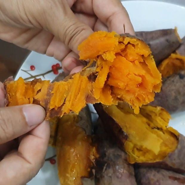 Khoai lang mật nướng