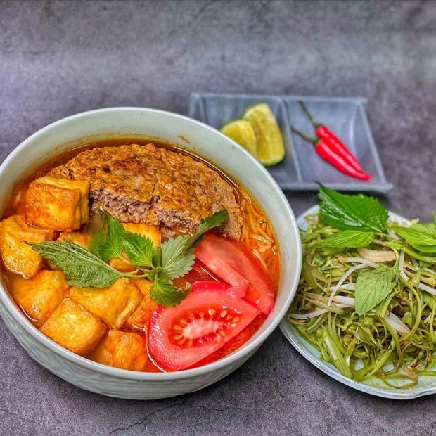 Tổng hợp các loại rau ăn bún riêu không thể thiếu giúp tăng hương vị món ăn