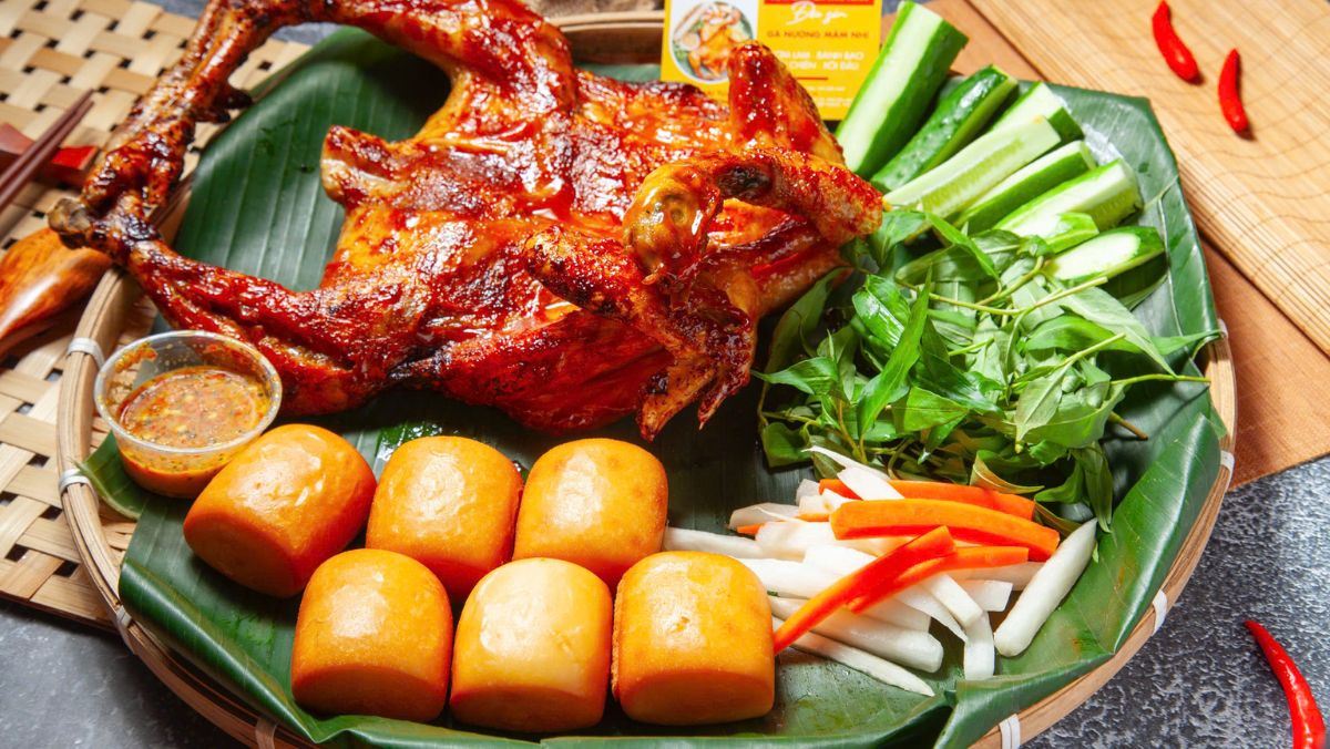 Gà quay mắm nhĩ