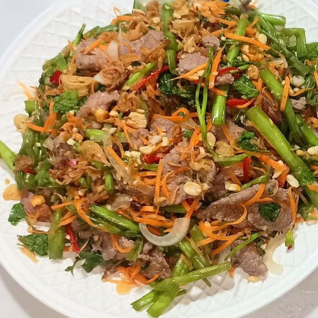 Gỏi bò rau muống