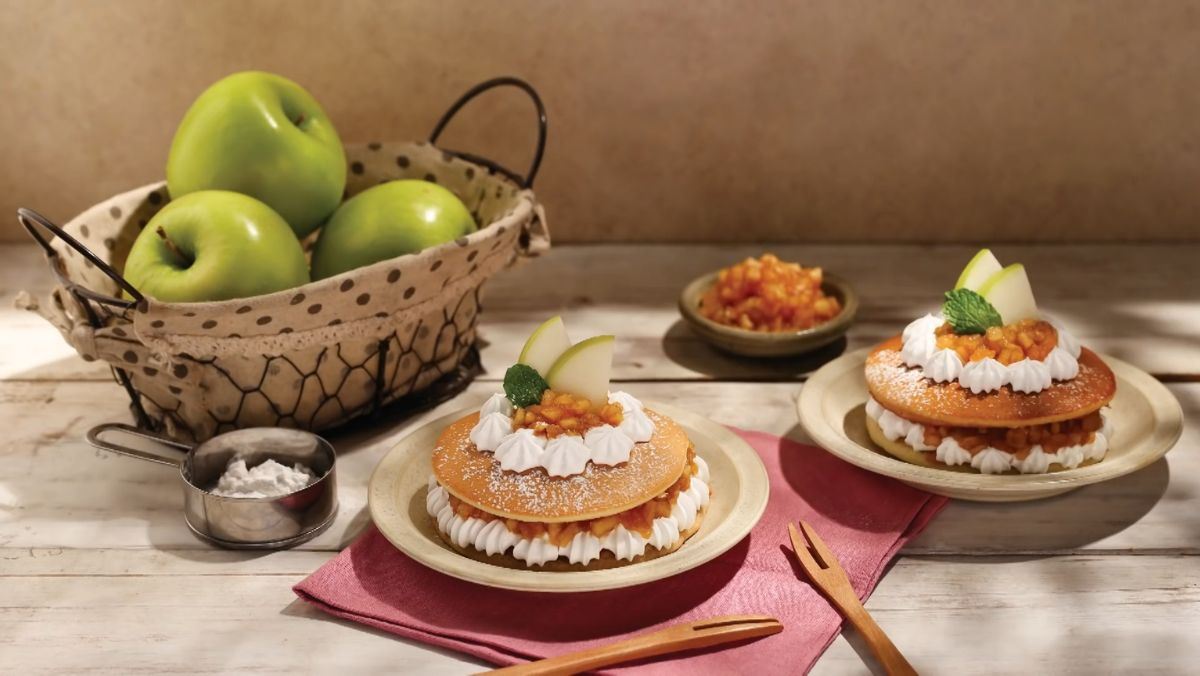 Hướng dẫn làm bánh pancake táo mềm xốp, thơm lừng tại nhà