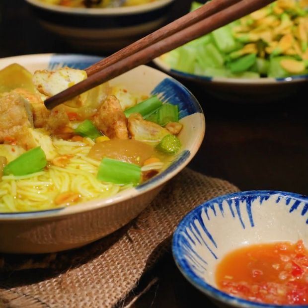 Cách làm bún Xiêm Lo đặc sản Long An bằng máy xay thịt